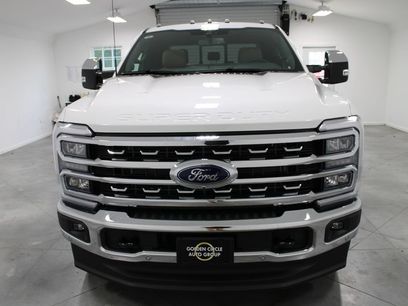 New 2026 Ford F350 Lariat w/ Lariat Premium Package