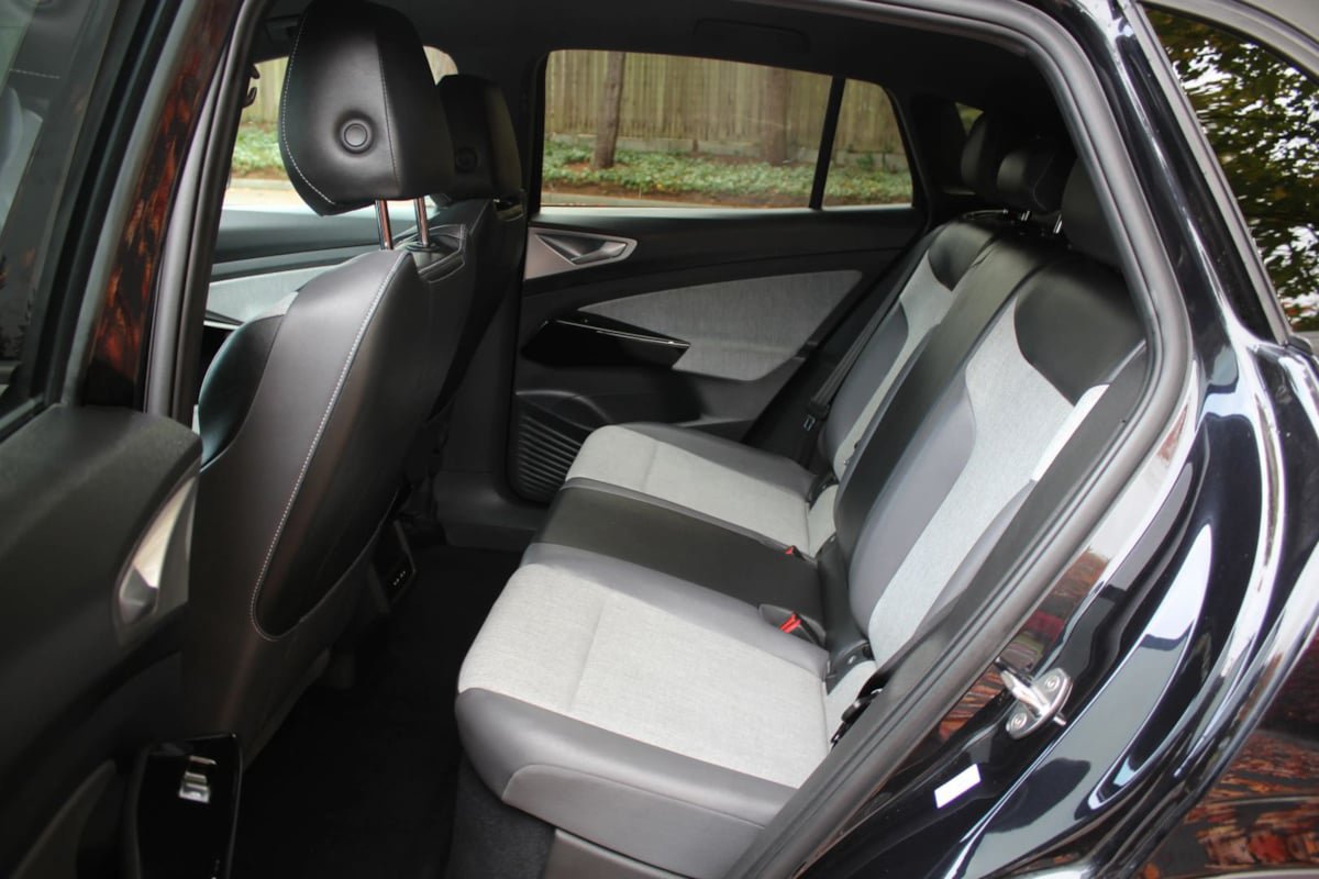 Used 2023 Volkswagen ID.4 Pro RWD image 29