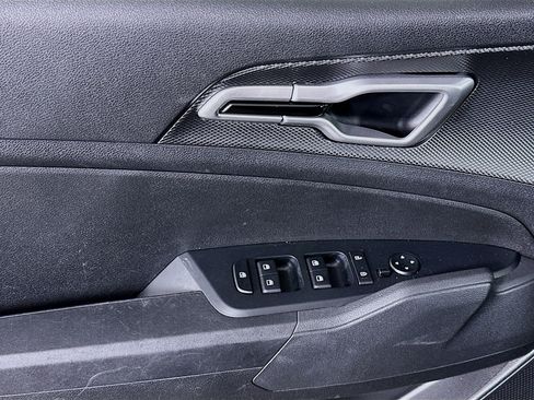 Used 2025 Kia Sportage LX image 15