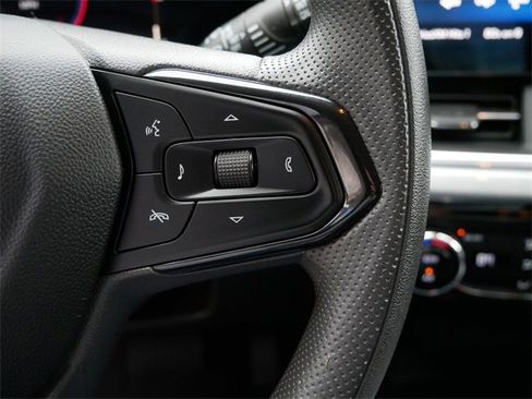 Used 2024 Chevrolet Trax LT image 18