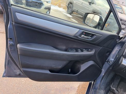 Used 2016 Subaru Legacy 2.5i Premium image 12