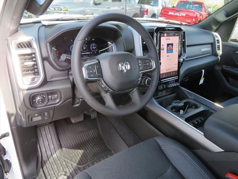 New 2026 RAM 1500 Big Horn AWD/4WD image 16