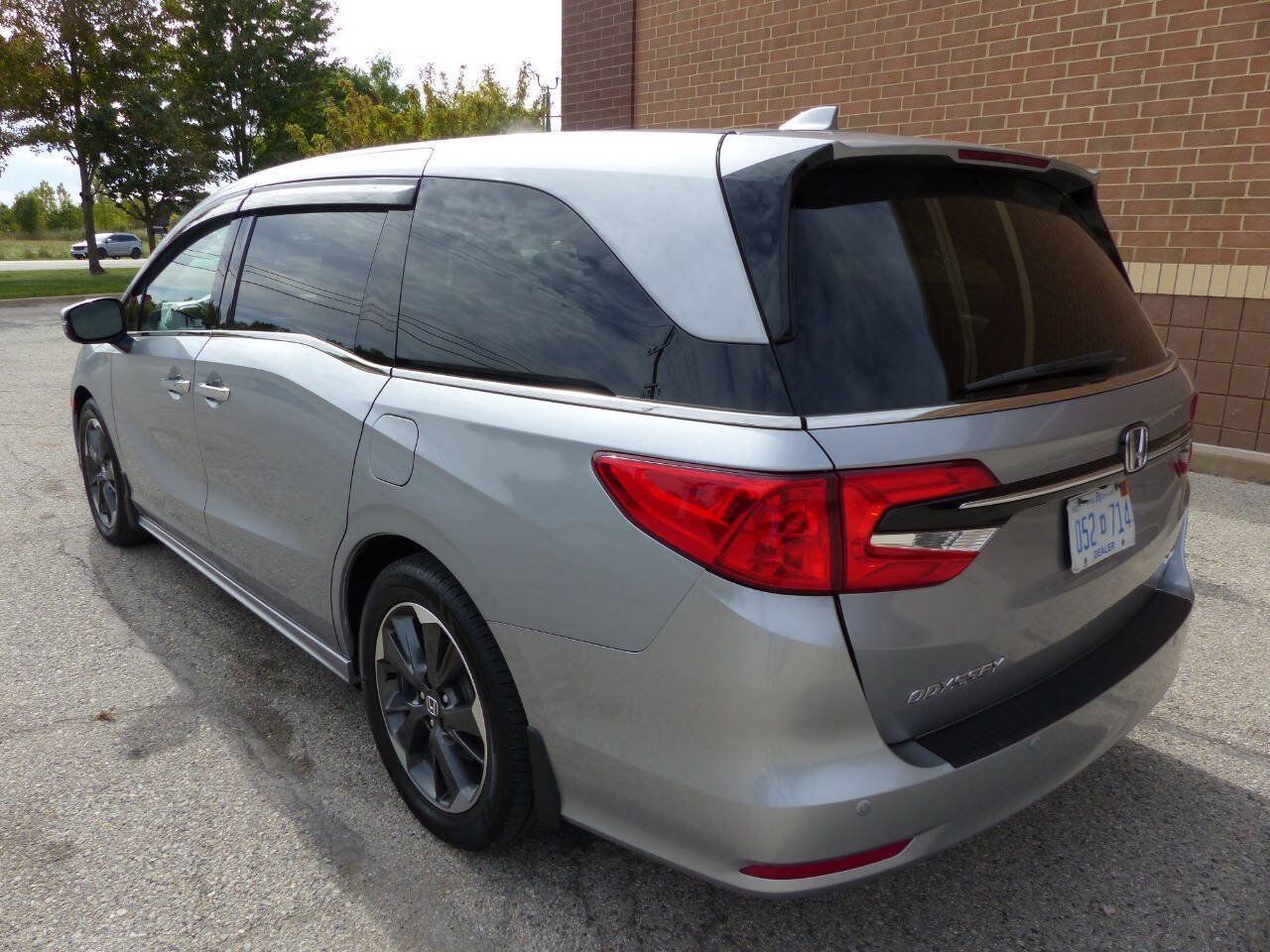 Used 2023 Honda Odyssey Elite image 7