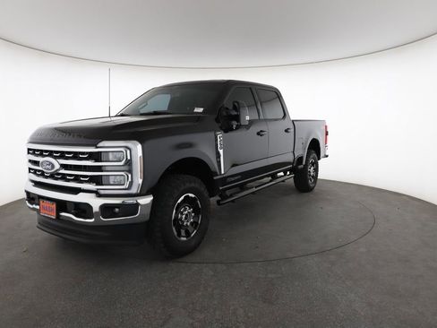 Used 2024 Ford F250 Lariat image 5