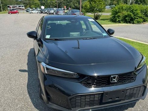 Used 2025 Honda Civic Sport image 2