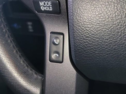 Used 2016 Toyota Tacoma TRD Sport w/ Premium & Technology Package image 19