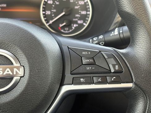 Certified 2024 Nissan Sentra SV FWD image 19