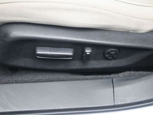 Used 2019 Honda Accord EX image 16