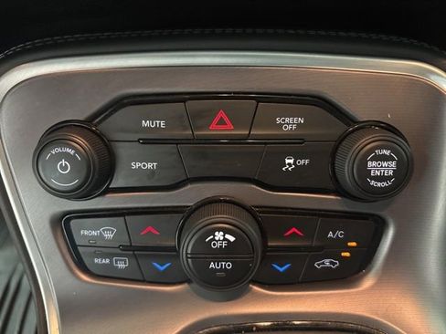 Used 2020 Dodge Challenger SXT RWD image 19