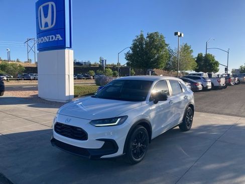 New 2026 Honda HR-V Sport image 2