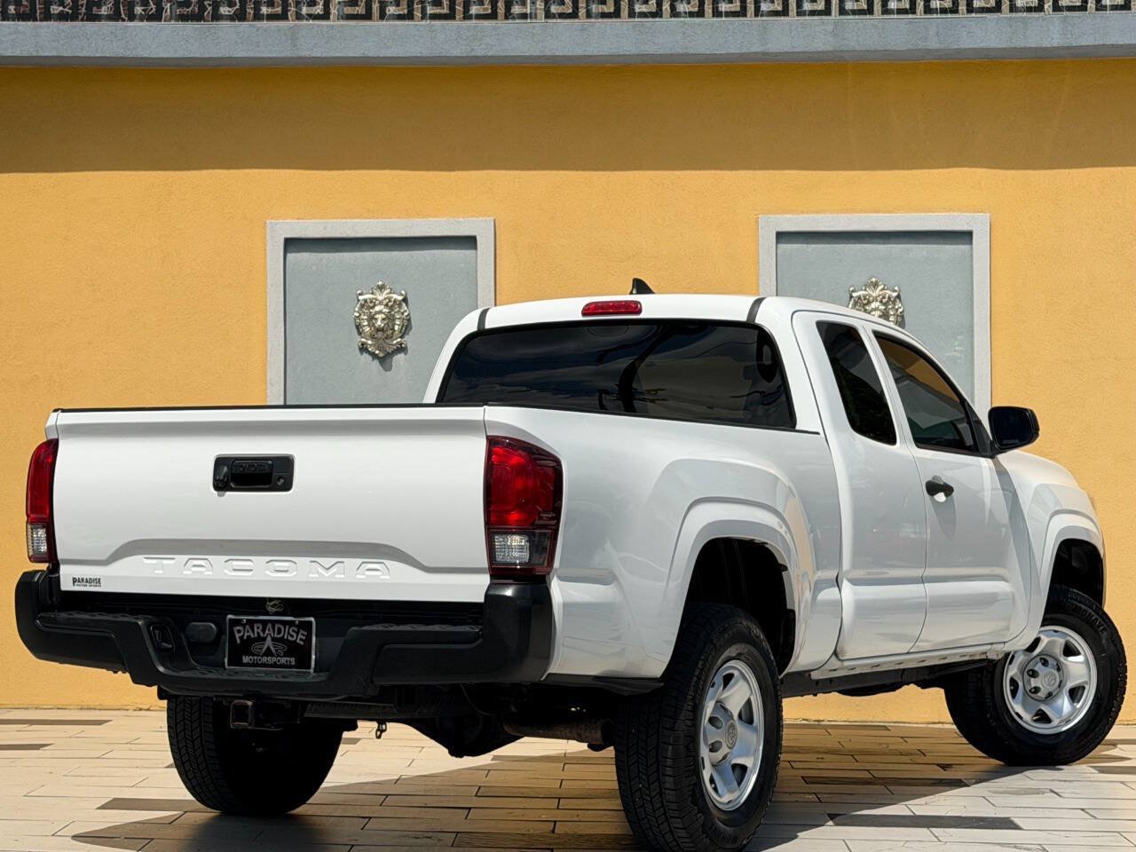 Used 2019 Toyota Tacoma SR RWD image 4