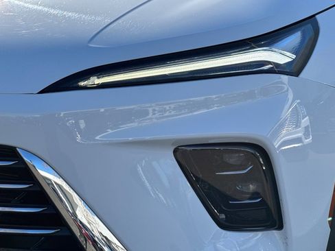 Used 2025 Buick Enclave Preferred image 49