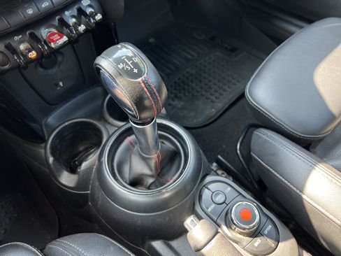 Used 2019 MINI Cooper S FWD image 25
