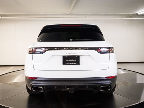 Certified 2023 Porsche Cayenne AWD/4WD image 6