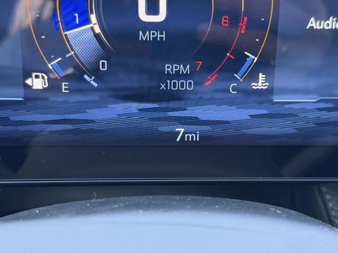 New 2026 Chevrolet Equinox LT w/ Convenience Package II FWD image 18