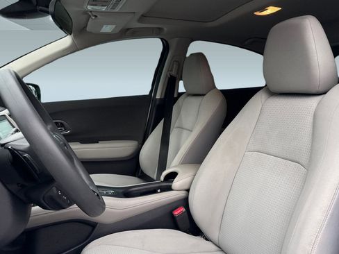 Certified 2022 Honda HR-V EX image 5