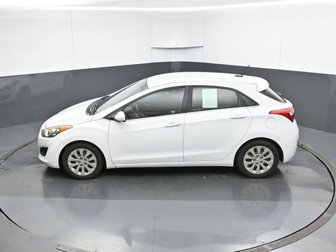Used 2016 Hyundai Elantra GT image 47