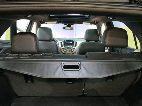 Used 2022 Chevrolet Equinox Premier image 12