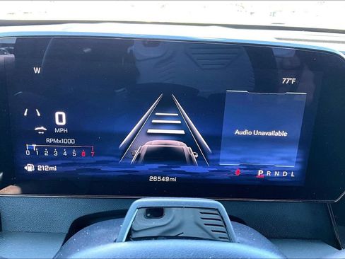 Used 2024 Chevrolet Traverse LT w/ Enhanced Driving Package FWD image 18