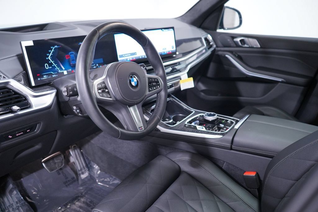 Used 2026 BMW X7 xDrive40i w/ M Sport Package AWD/4WD image 6