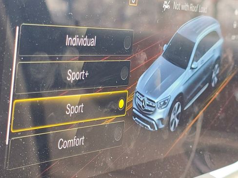 Certified 2022 Mercedes-Benz GLC 300 GLC 300 image 29