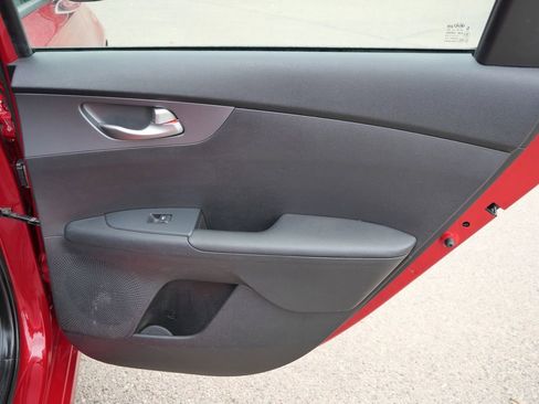 Used 2021 Kia Forte LXS image 20