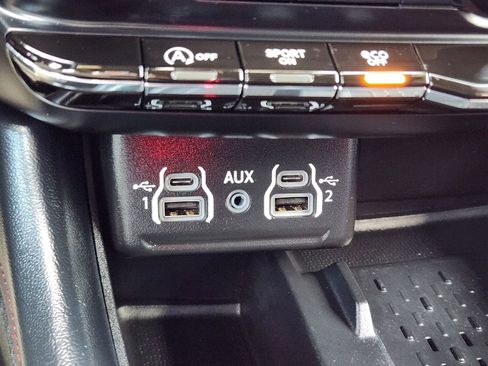 Used 2025 Dodge Durango GT AWD/4WD image 19