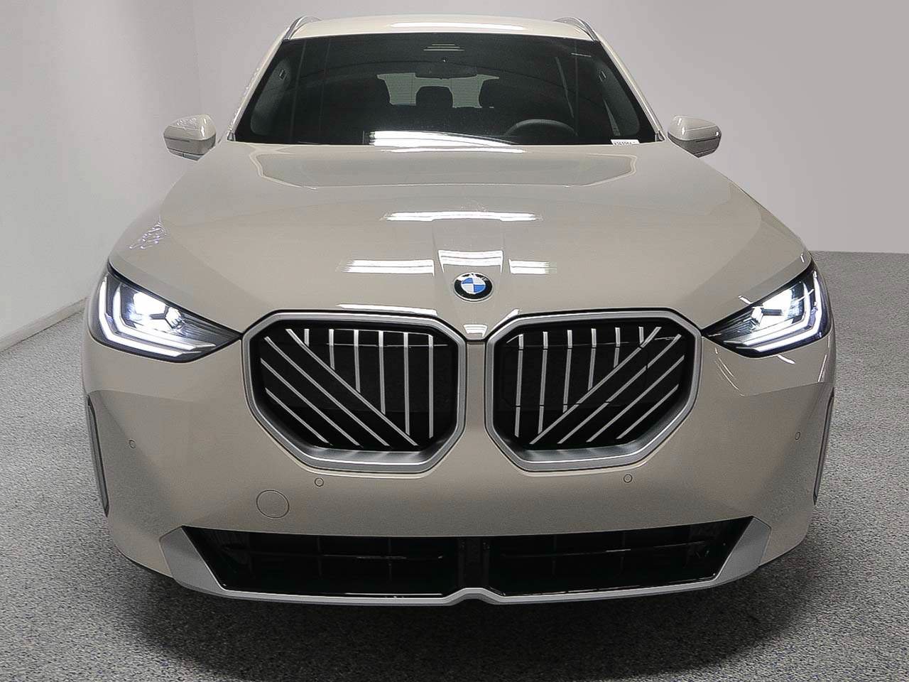 Used 2026 BMW X3 xDrive30i AWD/4WD image 2