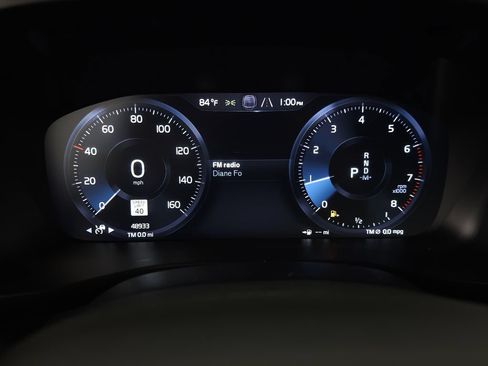 Used 2021 Volvo XC40 T5 R-Design w/ Advanced Package AWD/4WD image 23