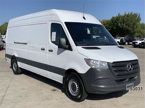 Used 2021 Mercedes-Benz Sprinter 2500 w/ Driver Convenience Package image 3
