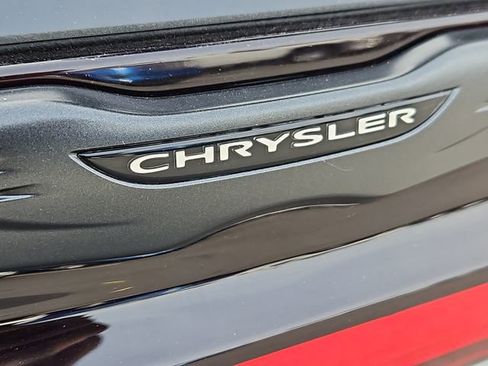 New 2026 Chrysler Pacifica Limited w/ S Appearance Package image 28