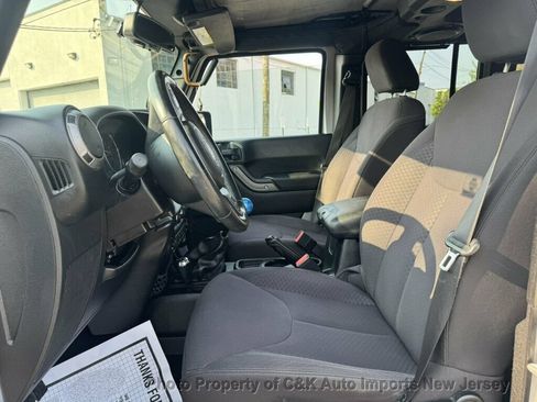 Used 2013 Jeep Wrangler Unlimited Sport AWD/4WD image 14