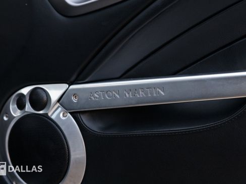 Used 2005 Aston Martin Vanquish S image 32