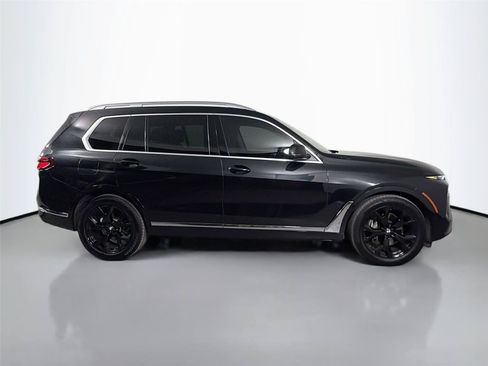 Certified 2023 BMW X7 xDrive40i w/ Premium Package AWD/4WD image 4