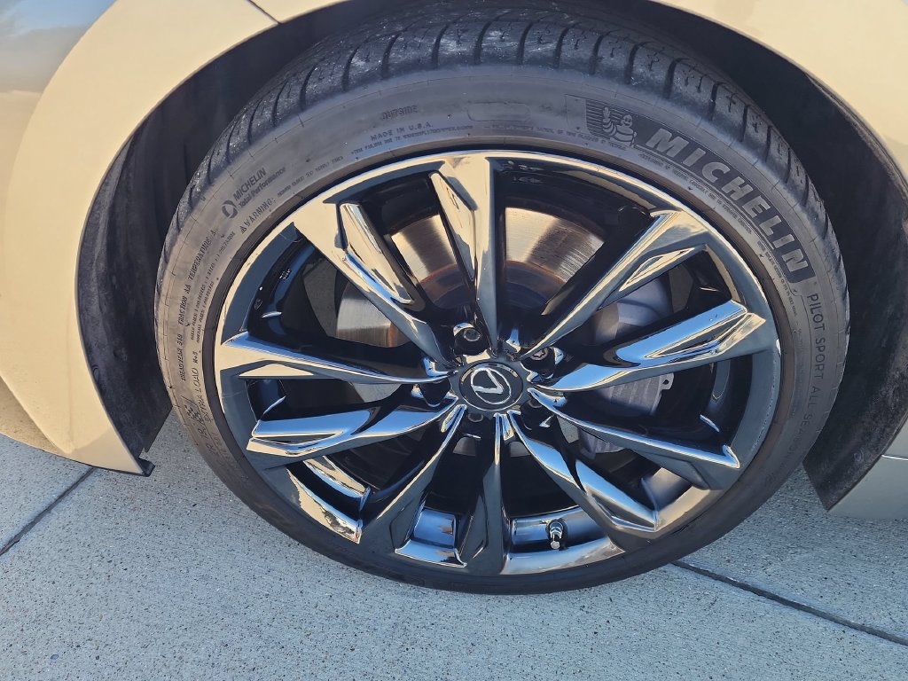 Used 2021 Lexus IS 350 F Sport w/ Accessory Package 2 RWD image 10