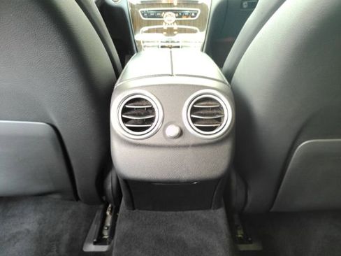 Used 2016 Mercedes-Benz C 300 4MATIC Sedan image 21