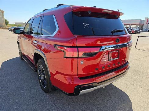 Used 2024 Toyota Sequoia Limited image 3