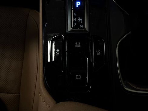Used 2025 Lexus NX 250 FWD w/ Accessory Package (K3) image 29