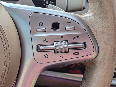 Used 2019 Mercedes-Benz S 560 Sedan image 24
