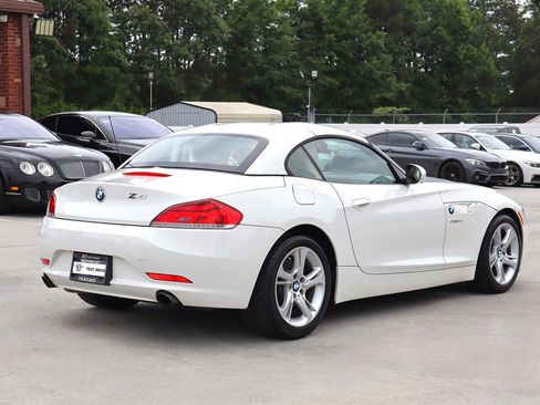 Used 2010 BMW Z4 sDrive35i RWD image 13