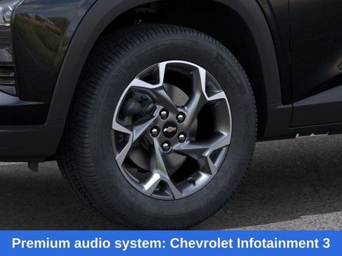 New 2026 Chevrolet Trax LT w/ Driver Confidence Package image 10