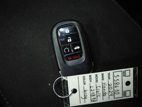 Used 2024 Honda Civic Sport image 21