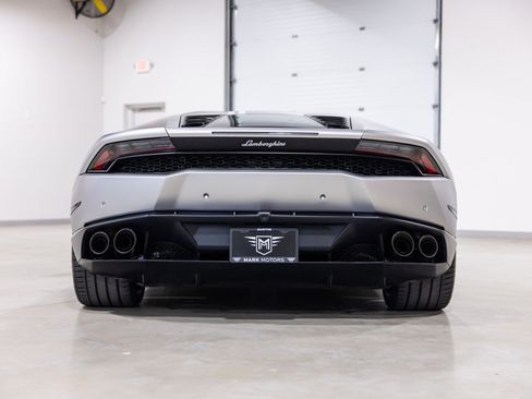 Used 2017 Lamborghini Huracan LP 610-4 AWD/4WD image 5