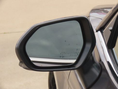 Used 2024 Toyota Camry SE FWD image 15