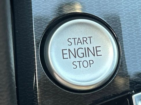 New 2026 Volkswagen Taos SE image 50