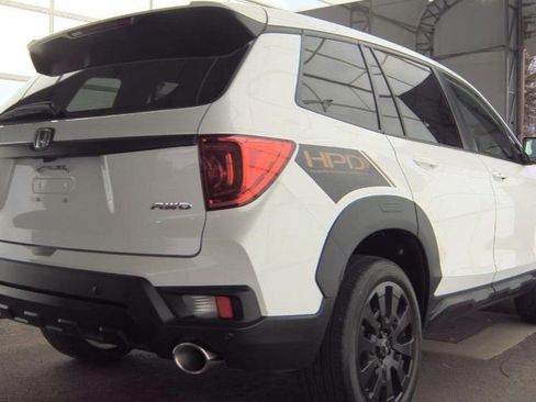 Used 2023 Honda Passport EX-L image 5