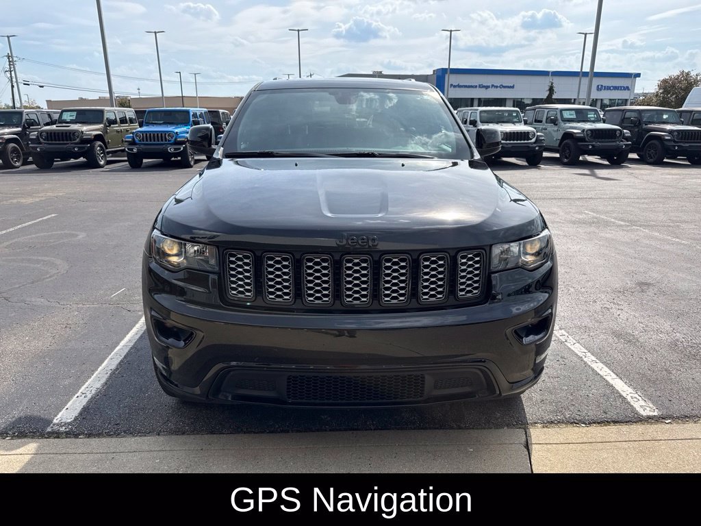Certified 2021 Jeep Grand Cherokee Laredo X AWD/4WD image 3