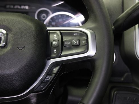 Used 2025 RAM 2500 Big Horn AWD/4WD image 25