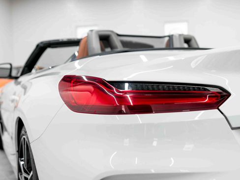 Used 2022 BMW Z4 M40i w/ Premium Package RWD image 35