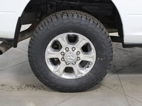 Used 2024 RAM 2500 Big Horn image 17